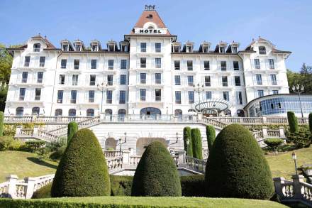 Palace de Menthon · Hôtel 5 étoiles Bord du Lac Annecy · Haute-Savoie