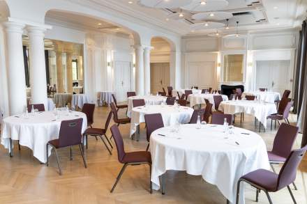 Le Palace de Menthon Salon